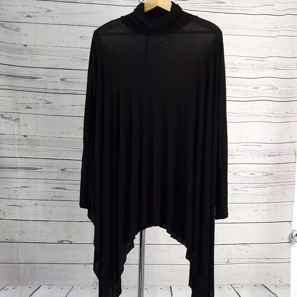 VENUS Tops - Venus black semi sheer turtleneck long sleeve top